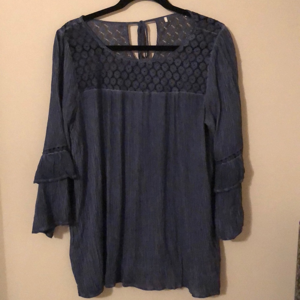 NWOT Boutique Ladies Blue Tunic Size Large